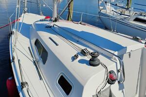 Scarlet Fever 27ft Hunter Yacht For Sale
