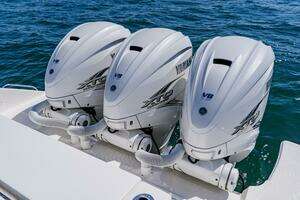 2022 Pursuit S 378 Sport thumbnail 50