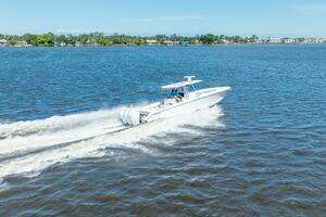 2024 Bahama 41 thumbnail 19