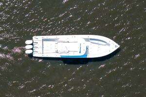 2024 Bahama 41 thumbnail 11