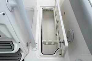 Photo 5959910 for 2019 Sea Fox 328 Commander  