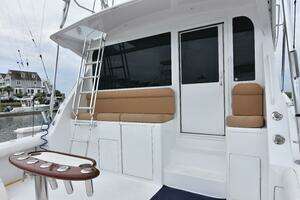 1999 Viking 58 Convertible thumbnail 7