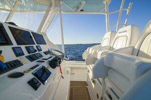 2016 Regulator 41 Center Console thumbnail 5