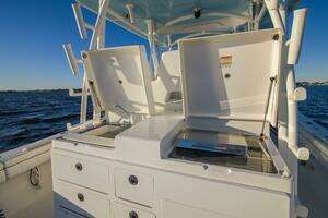 2016 Regulator 41 Center Console thumbnail 33