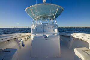 2016 Regulator 41 Center Console thumbnail 20