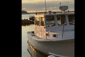 2000 Seaworthy Downeast 28 thumbnail 4