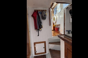 28ft Seaworthy Yacht For Sale