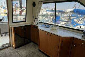 1996 Bayliner 3788 Command Bridge thumbnail 14