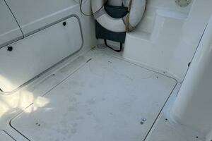 1996 Bayliner 3788 Command Bridge thumbnail 13
