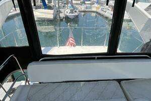 1996 Bayliner 3788 Command Bridge thumbnail 8