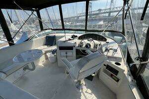 1996 Bayliner 3788 Command Bridge thumbnail 6