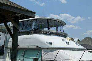 1996 Carver 455 Aft Cabin thumbnail 24