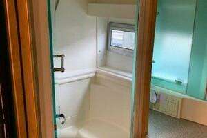1996 Carver 455 Aft Cabin thumbnail 16