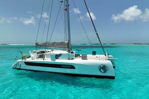 Yacht for sale TEïS