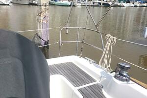 LOTUS 37ft Beneteau Yacht For Sale