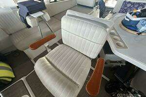 2004 Mainship 430 thumbnail 21