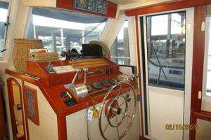 2004 Mainship 430 thumbnail 50