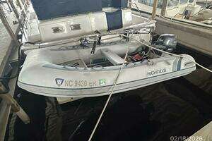 2004 Mainship 430 thumbnail 37