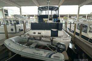 2004 Mainship 430 thumbnail 4