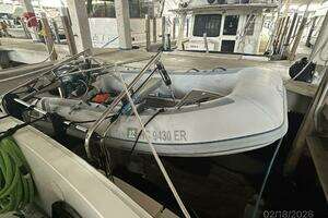 2004 Mainship 430 thumbnail 36
