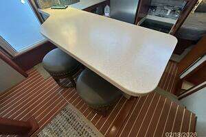 2004 Mainship 430 thumbnail 44