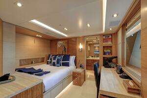 2011 Benetti Benetti Vision 145 thumbnail 22