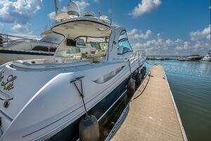 2005 Sea Ray 500 Sundancer thumbnail 5
