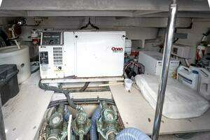 2005 Sea Ray 500 Sundancer thumbnail 52