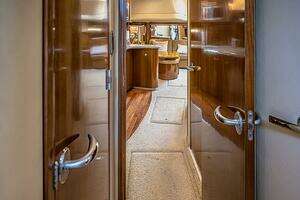 2005 Sea Ray 500 Sundancer thumbnail 38