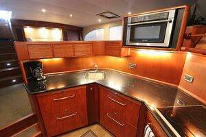 2006 Huckins 56 Linwood thumbnail 27