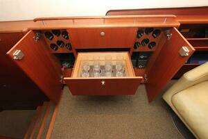 2006 Huckins 56 Linwood thumbnail 25