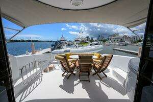 2007 Lazzara Yachts 80 Enclosed thumbnail 42