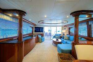 2007 Lazzara Yachts 80 Enclosed thumbnail 4