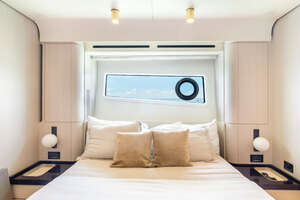2025 Azimut 78 FLY thumbnail 46