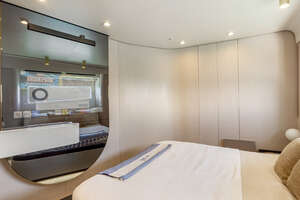 2025 Azimut 78 FLY thumbnail 39