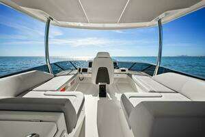 2025 Absolute Navetta 53 thumbnail 34