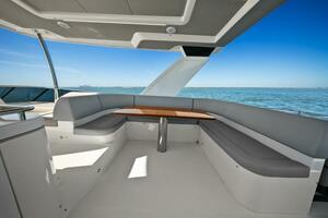 2025 Absolute Navetta 53