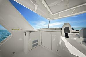 2025 Absolute Navetta 53