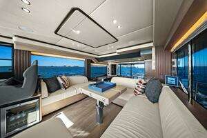 2025 Absolute Navetta 53 thumbnail 13