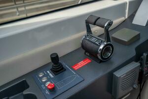 68FT (20.73M) AZIMUT