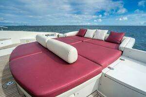 2007 Azimut 68S thumbnail 9