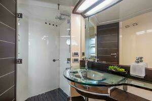 2007 Azimut 68S thumbnail 43