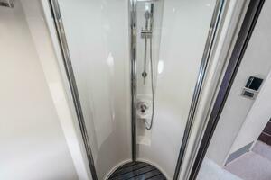 68FT (20.73M) AZIMUT