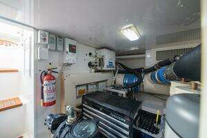2006 Viking 56 Convertible thumbnail 68