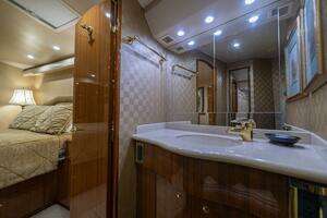 2006 Viking 56 Convertible thumbnail 66