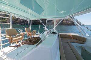 2006 Viking 56 Convertible thumbnail 17