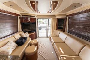 58FT (17.86M) SEA RAY