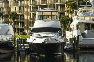 2008 Sea Ray 58 Sedan Bridge thumbnail 3