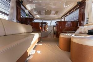 58FT (17.86M) SEA RAY