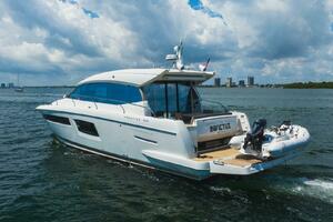 49FT (15.19M) PRESTIGE Worth Avenue Yachts